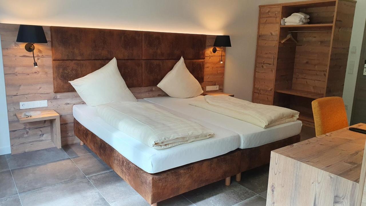 Landhotel Weihermuehle Thaleischweiler-Froschen Екстер'єр фото