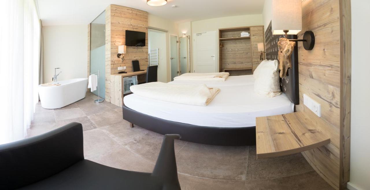 Landhotel Weihermuehle Thaleischweiler-Froschen Екстер'єр фото
