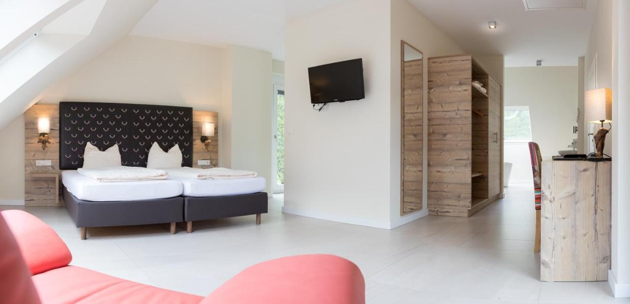 Landhotel Weihermuehle Thaleischweiler-Froschen Екстер'єр фото
