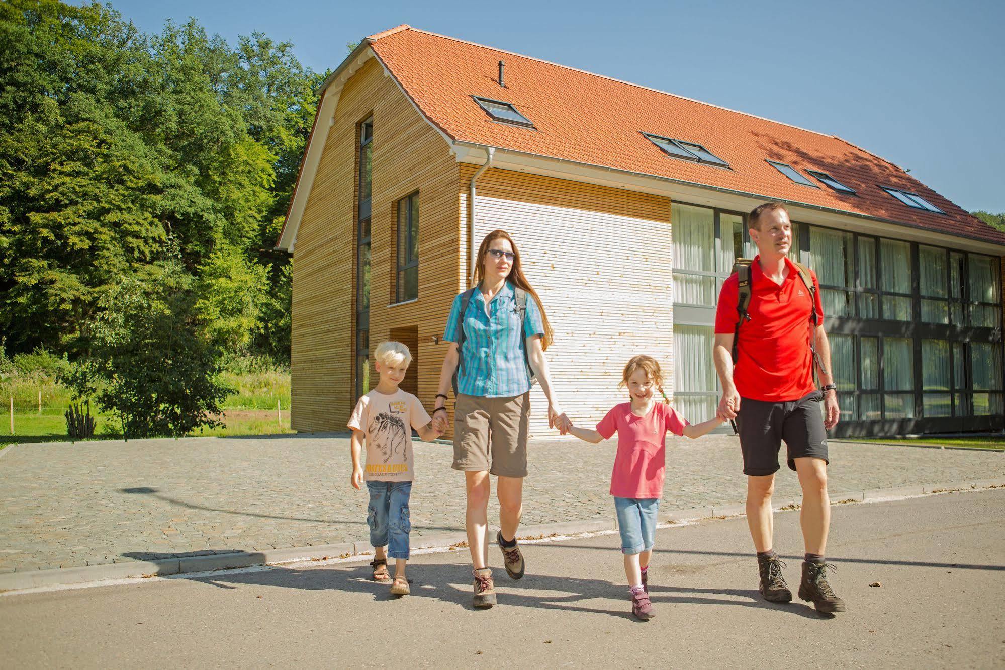 Landhotel Weihermuehle Thaleischweiler-Froschen Екстер'єр фото